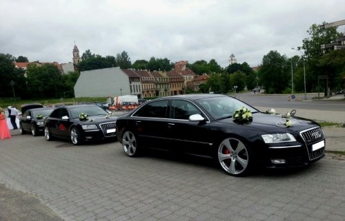 Automobilių nuoma Exclusive Audi A8 LONG 2009 m. BMW F10, PORCHE CAYENNE