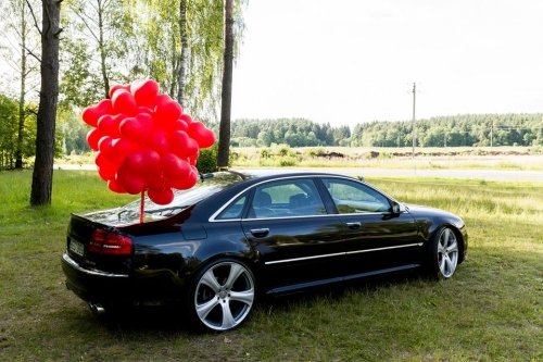 Automobilių nuoma Exclusive Audi A8 LONG 2009 m. BMW F10, PORCHE CAYENNE