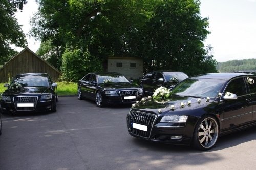 Automobilių nuoma Exclusive Audi A8 LONG 2009 m. BMW F10, PORCHE CAYENNE