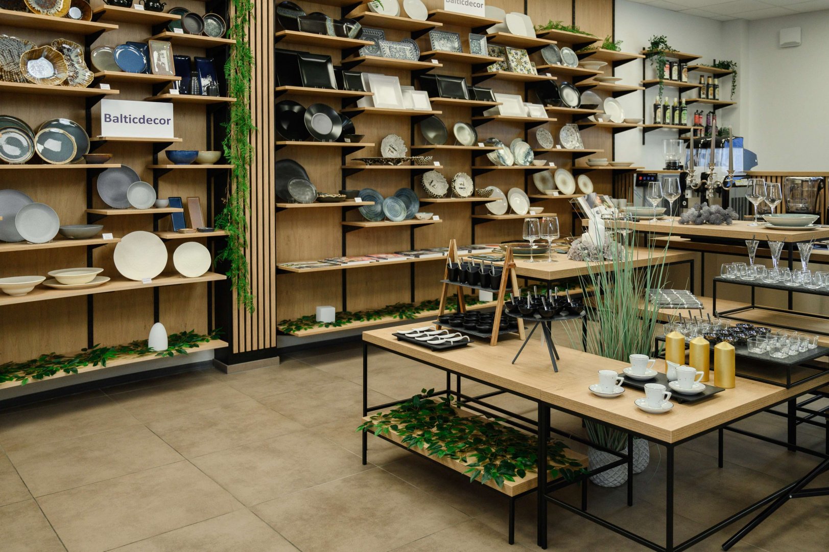 Puošimas Serviravimas, indų ir įrangos pardavimas