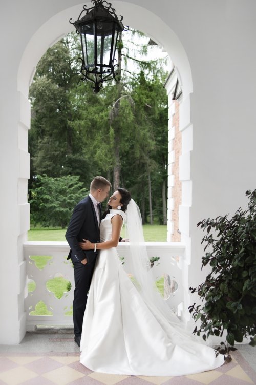 Vestuvių filmuotojai AuraStudio- Fotografų ir Operatorių komanda