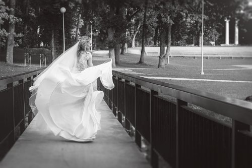 Vestuvių filmuotojai AuraStudio- Fotografų ir Operatorių komanda