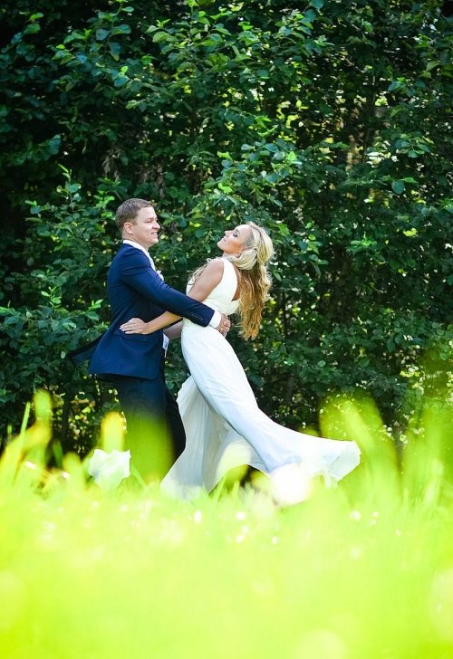 Vestuvių filmuotojai AuraStudio- Fotografų ir Operatorių komanda