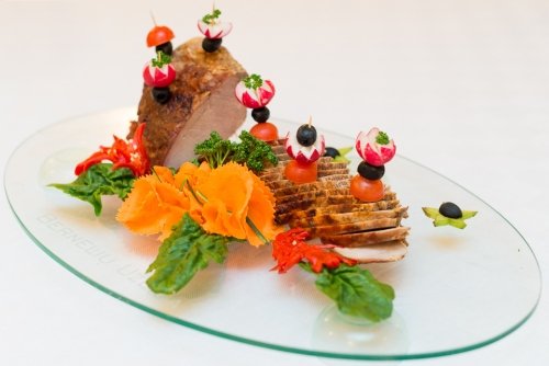 Maistas vestuvėms Restoranų tinklas “Bernelių užeiga”