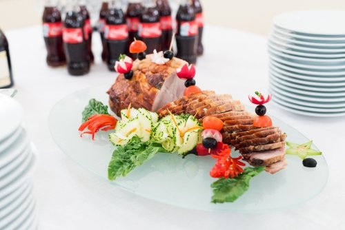 Maistas vestuvėms Restoranų tinklas “Bernelių užeiga”