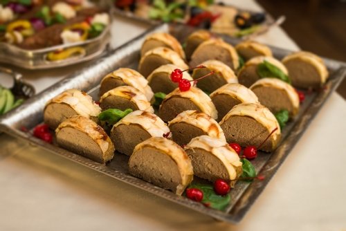 Maistas vestuvėms Restoranų tinklas “Bernelių užeiga”