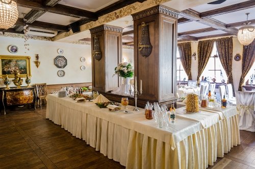 Maistas vestuvėms Restoranų tinklas “Bernelių užeiga”