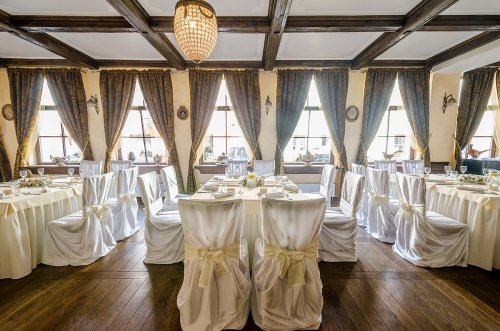Maistas vestuvėms Restoranų tinklas “Bernelių užeiga”