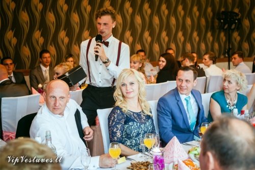 Muzikantai vestuvėms Renginio vedėjas ir DJ Jūsų šventei.
