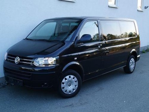 Automobilių nuoma VW Touareg R Line ir Caravelle (8vietų) nuoma