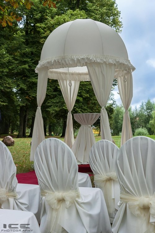 Koplytėlės, arkos Koplytėlės (kupolo)  bei arkos nuoma vestuvių ceremonijai