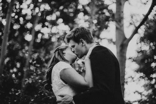 Foto paslaugos, fotografija Balti rėmeliai - šiuolaikiška vestuvių fotografija!