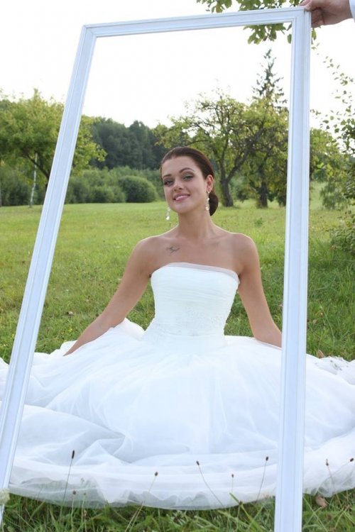 Vestuvinių suknelių salonai Elegantiška Pronovias 2013 Glamour Collection