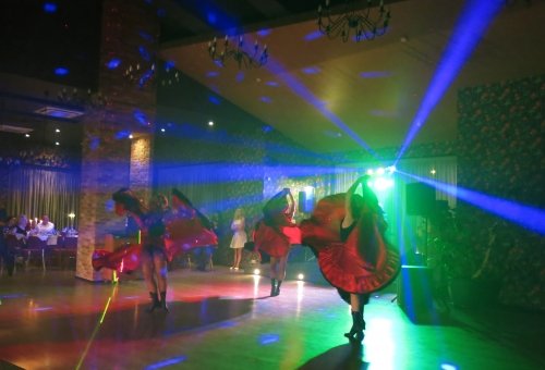 Atlikėjai jūsų šventei VERKA Serdiučka Show, muzikantai, dj Tel. +370 609 16010