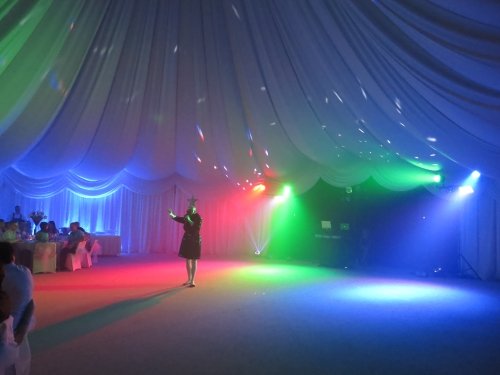 Atlikėjai jūsų šventei VERKA Serdiučka Show, muzikantai, dj Tel. +370 609 16010