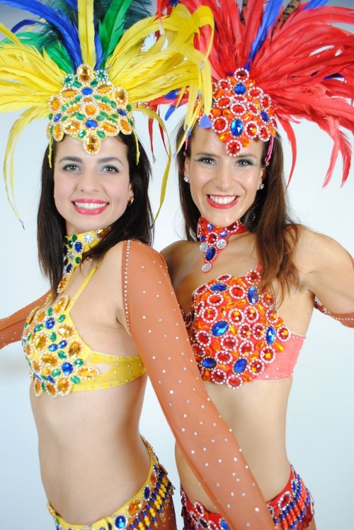 Atlikėjai jūsų šventei VERKA Serdiučka Show, muzikantai, dj Tel. +370 609 16010