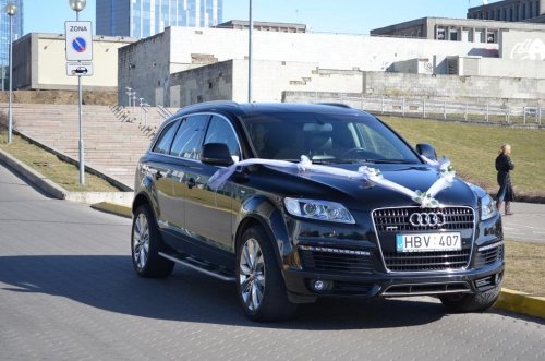 Automobilių nuoma Baltas BMW X5, BMW 5 Klases, X5, Audi Q7 