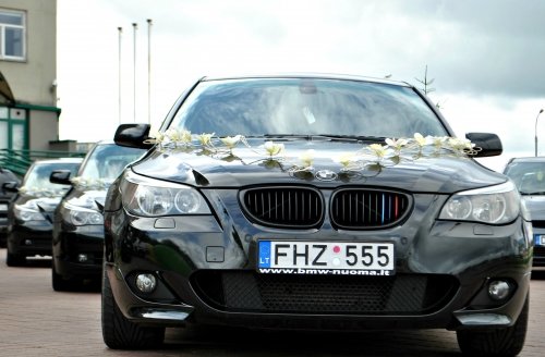 Automobilių nuoma Baltas BMW X5, BMW 5 Klases, X5, Audi Q7 