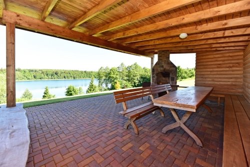 Sodybos, dvarai, vilos Vila ILGAI - ypatinga vieta ant ežero kranto šalia Trakų
