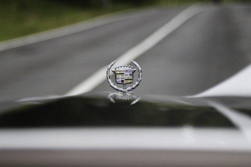 Limuzinai vestuvėms CADILLAC BROUGHAM 1988 5.0 V8