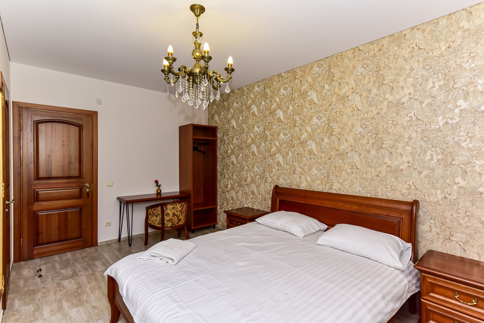 Sodybos, dvarai, vilos La Villa Royale- privatumo oazė visai šalia sostinės!