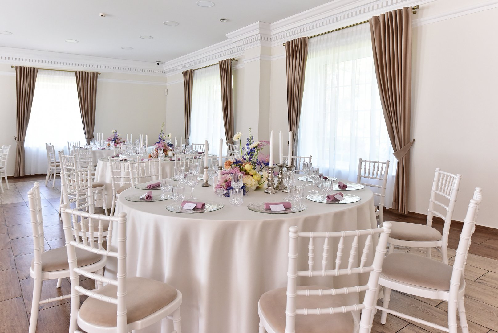 Sodybos, dvarai, vilos La Villa Royale- privatumo oazė visai šalia sostinės!