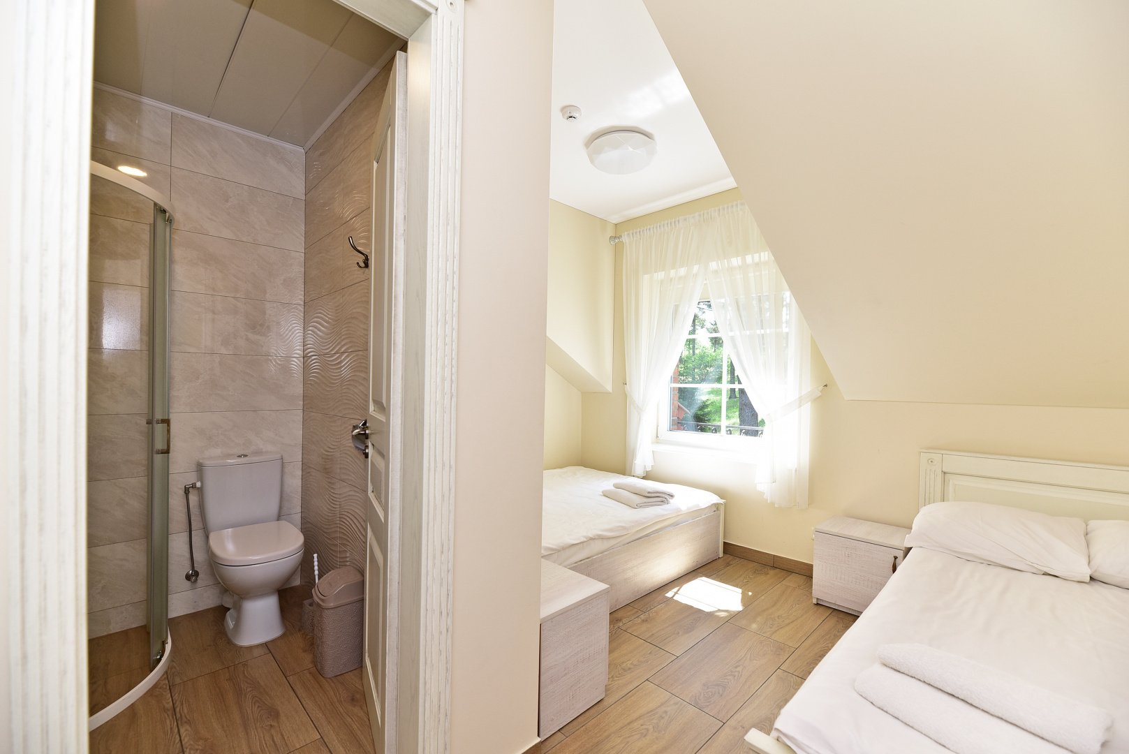 Sodybos, dvarai, vilos La Villa Royale- privatumo oazė visai šalia sostinės!