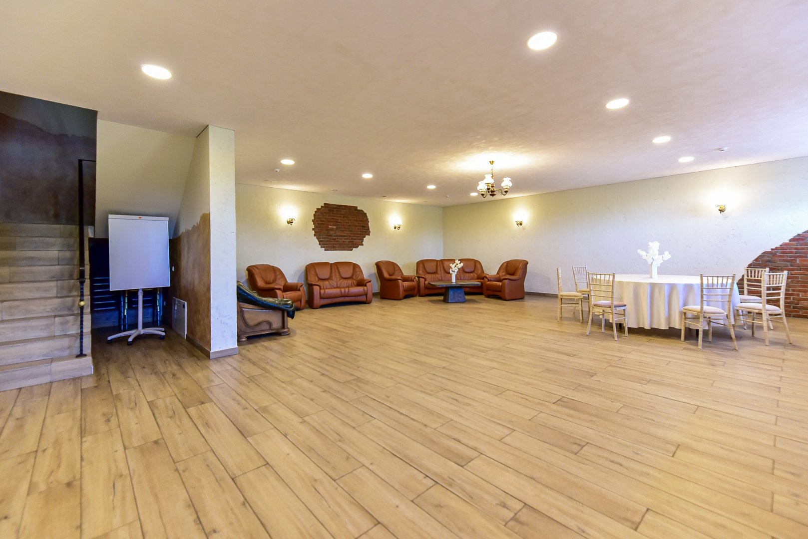 Sodybos, dvarai, vilos La Villa Royale- privatumo oazė visai šalia sostinės!