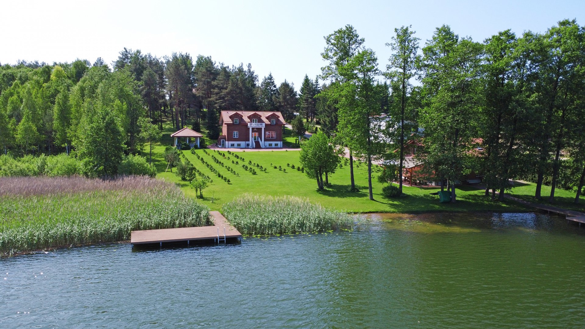 Sodybos, dvarai, vilos La Villa Royale- privatumo oazė visai šalia sostinės!