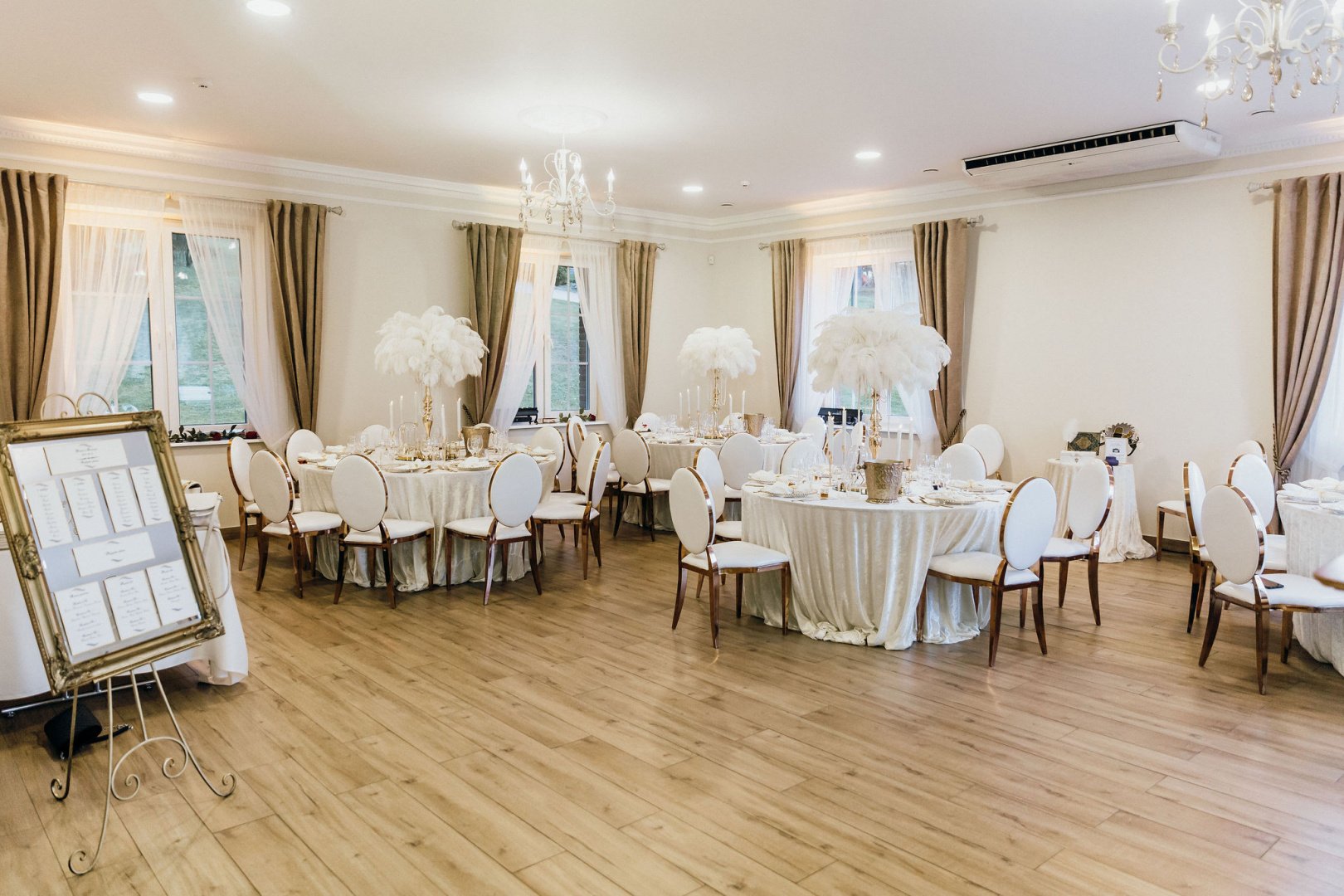Sodybos, dvarai, vilos La Villa Royale- privatumo oazė visai šalia sostinės!