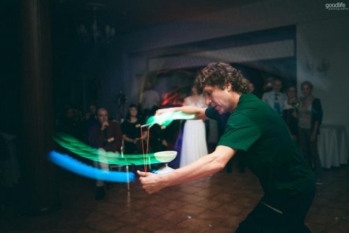Atlikėjai jūsų šventei Žongliravimo magija