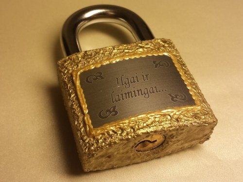 Vestuvių atributika Vestuvinės spynos, dėžutės, padėkliukai, kvietimai, sveikinimo at