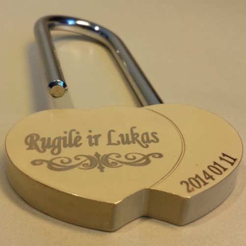 Vestuvių atributika Vestuvinės spynos, dėžutės, padėkliukai, kvietimai, sveikinimo at