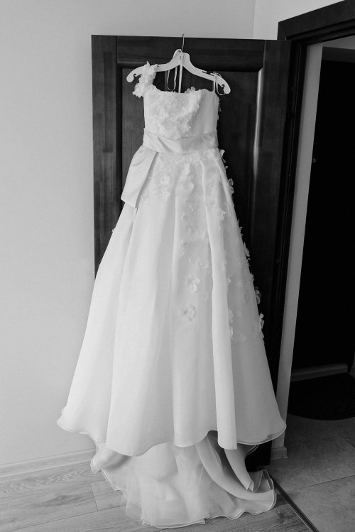 Vestuvinių suknelių salonai Vera Wang White