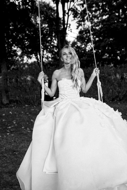 Vestuvinių suknelių salonai Vera Wang White