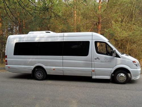 Mikroautobusų, autobusų nuoma UAB ,,AUTOBAS" Mersedes Benz 516 XXXL Sprinter.