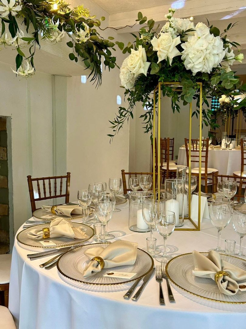 Restoranai, kavinės, barai Restoranas vestuvėms, šeimos šventėms, pobūviams