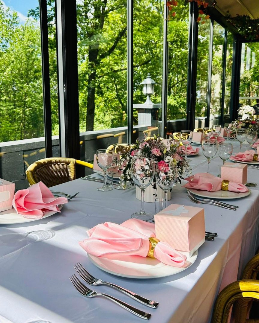 Restoranai, kavinės, barai Restoranas vestuvėms, šeimos šventėms, pobūviams