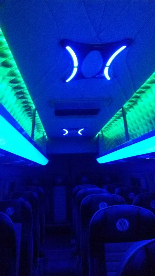 Mikroautobusų, autobusų nuoma UAB "Balti mikroautobusai", 16 ir 21 vietų mikroautobusų nuoma.