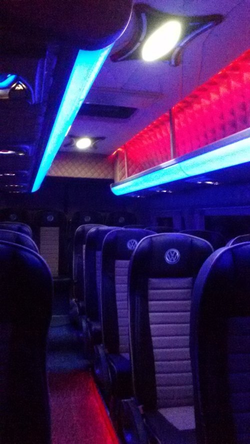 Mikroautobusų, autobusų nuoma UAB "Balti mikroautobusai", 16 ir 21 vietų mikroautobusų nuoma.