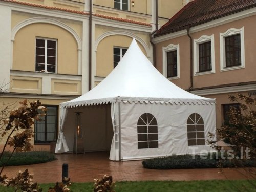 Palapinės Pagoda palapinių nuoma Lietuvoje 
