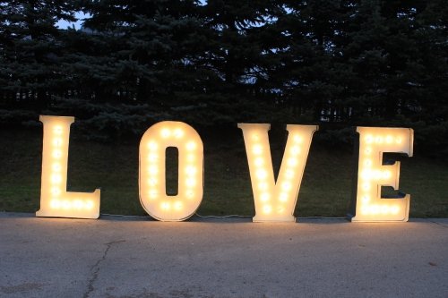 Puošimas Šviečiantis LOVE ženklas