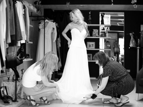 Vestuvinių suknelių salonai  La Boutique. 