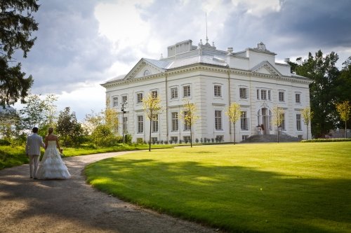 Vestuvių filmuotojai Vestuvių dienos filmai ir fotografija