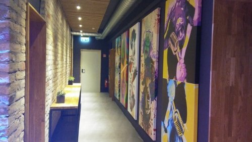 Mergvakarių – bernvakarių šventės vieta  SiNG karaokės namai
