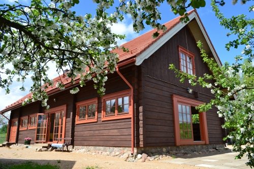Sodybos, dvarai, vilos Provanso stiliaus sodyba Saulėtas Bebras vestuvėms prie Trakų