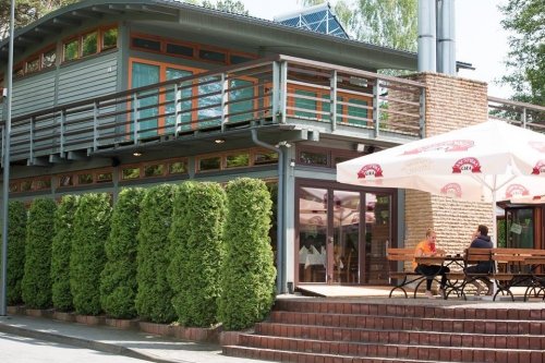 Restoranai, kavinės, barai Kavinė "RONŽE" įsikūrusi Palangoje prie jūros.