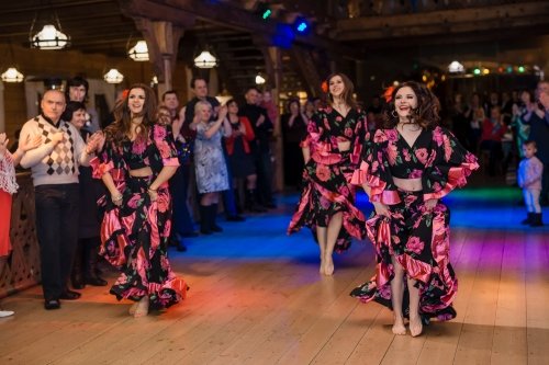 Atlikėjai jūsų šventei Šokių grupė "Dolce Vita"