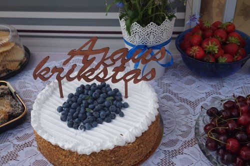 Vestuvių atributika Pastatomos raidės ir žodžiai vestuvėms ir dovanoms.