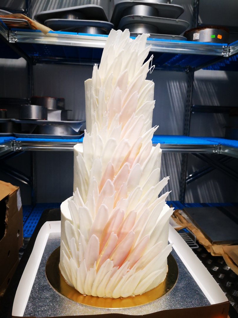 Vestuviniai tortai Liu Desertinė - vestuvinių tortų kūrėjas